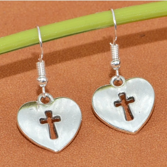 Heart Shape Silvery Cross Pattern Pendant Earrings 2/$15โ 3/$20 4/$25 - Picture 2 of 2